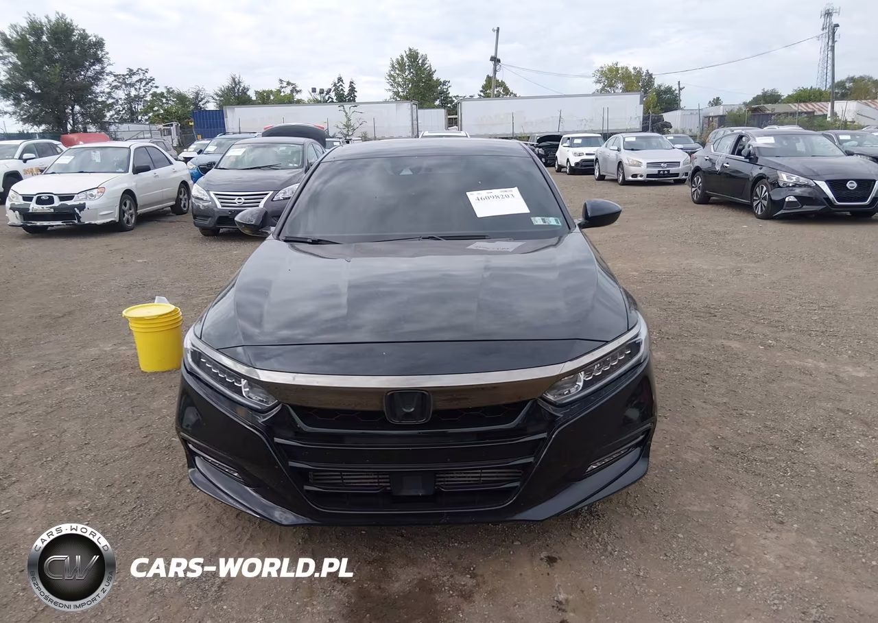2018 Honda Accord Sport VIN:1HGCV1F34JA174687 - 12