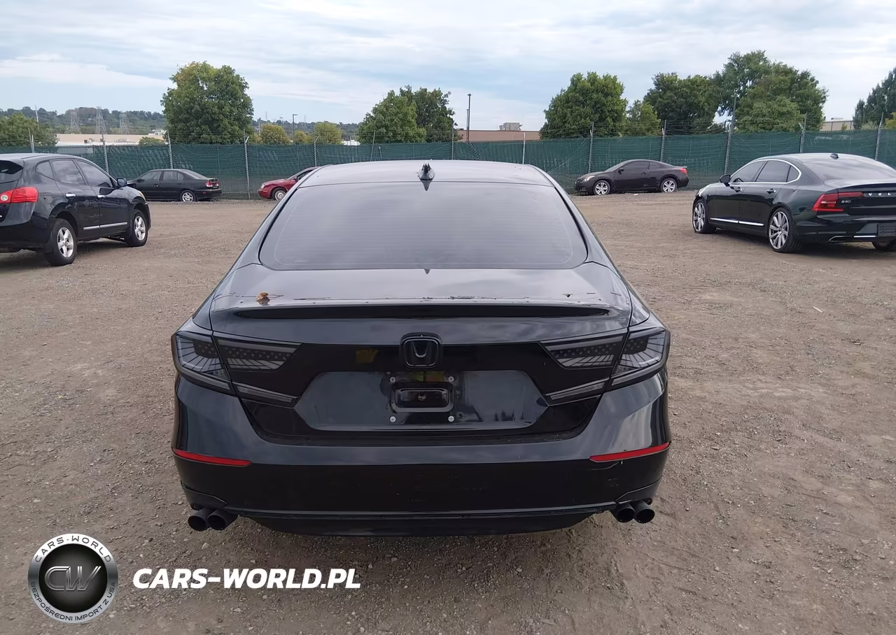 2018 Honda Accord Sport VIN:1HGCV1F34JA174687 - 16