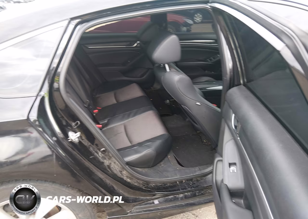 2018 Honda Accord Sport VIN:1HGCV1F34JA174687 - 8
