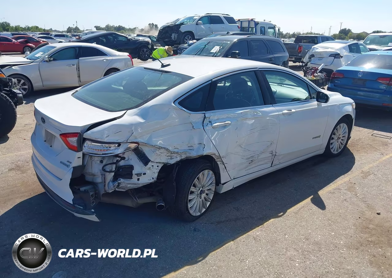 2014 Ford Fusion Hybrid Se VIN:3FA6P0LU8ER236722 - 4