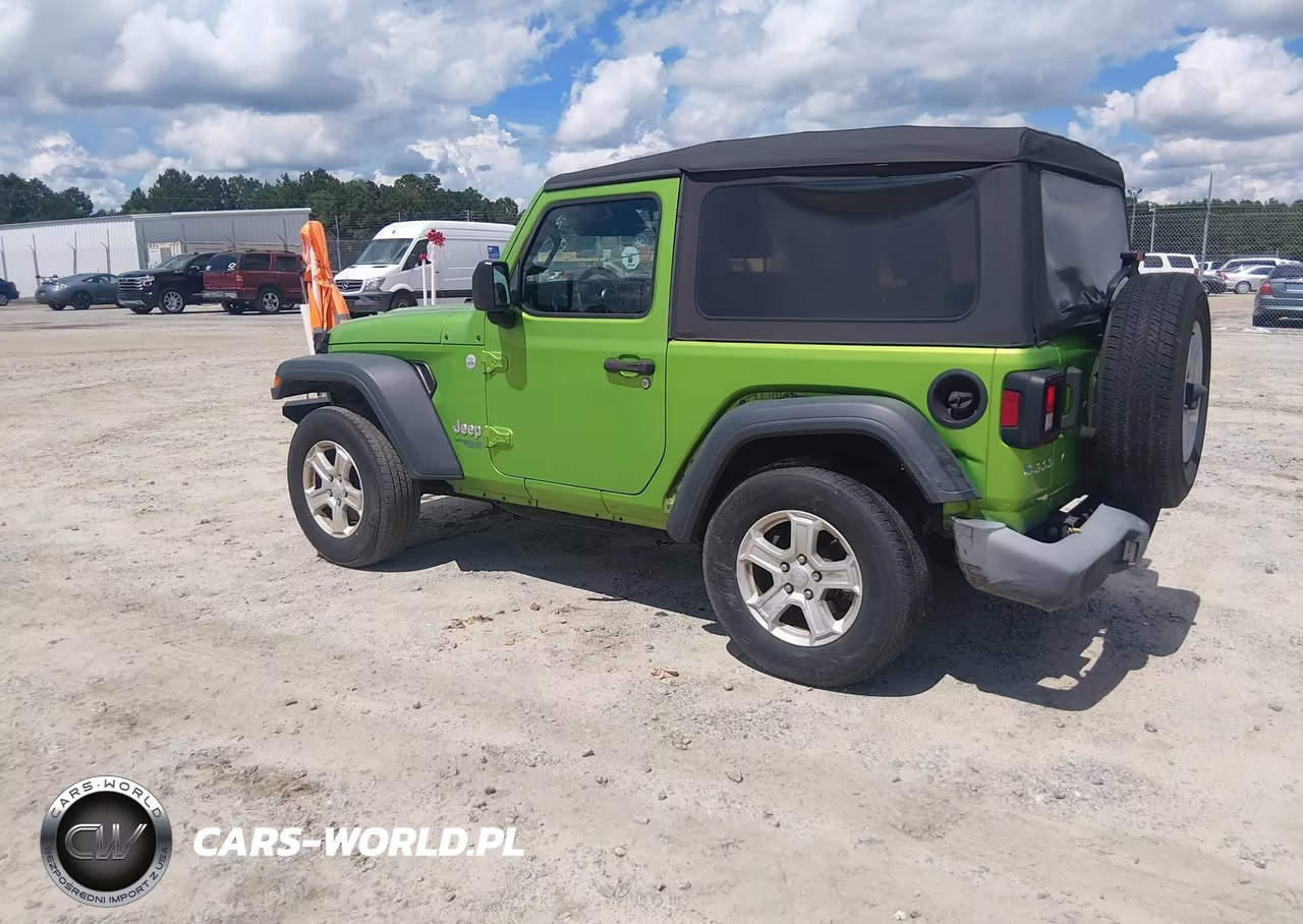 2018 Jeep Wrangler Sport S 4X4 VIN:1C4GJXAG6JW327386 - 3