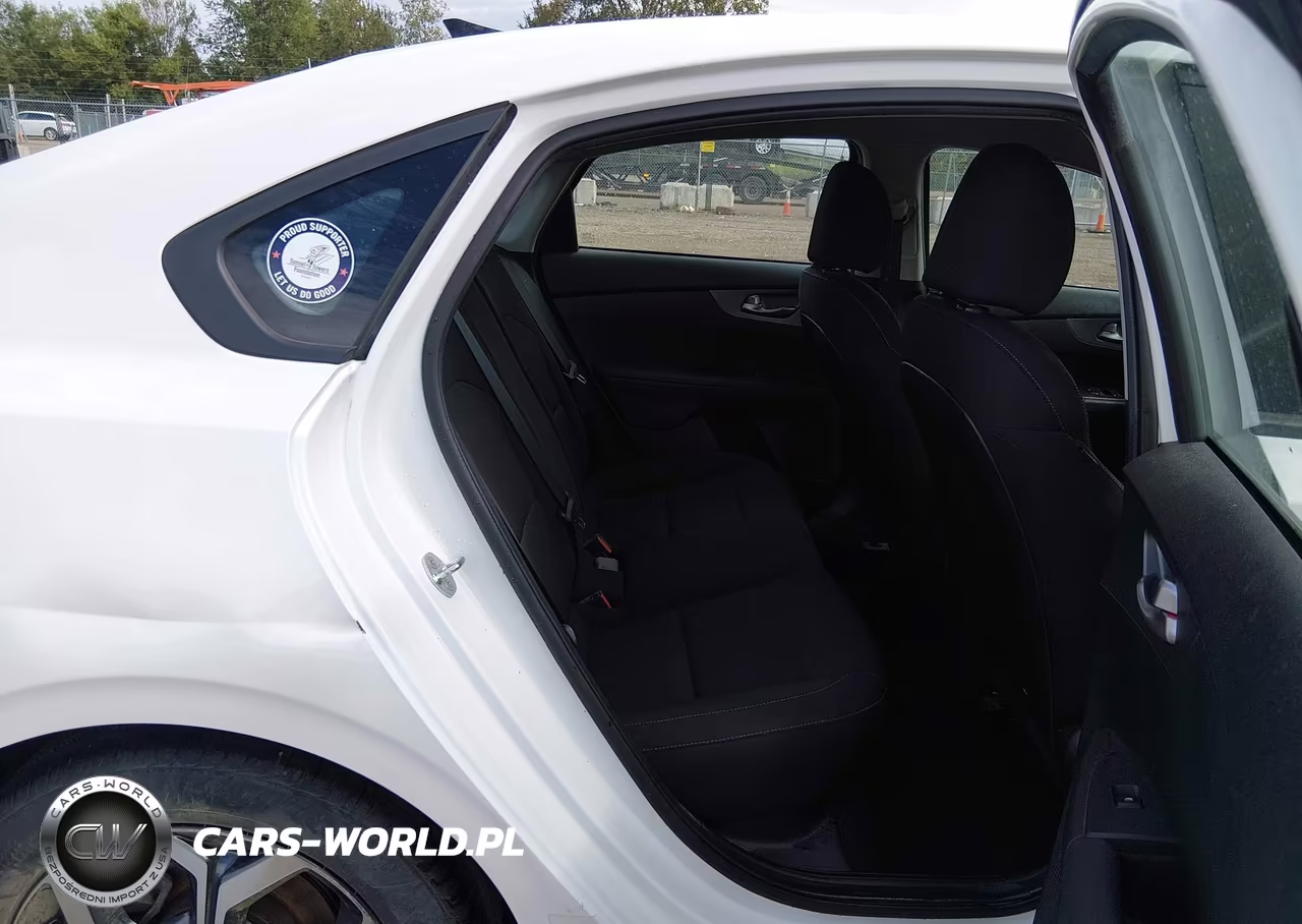 2021 Kia Forte Lxs VIN:3KPF24AD3ME308810 - 8