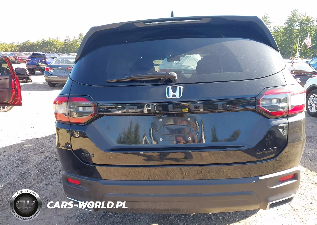 2025 Honda Pilot Sport VIN:5FNYG1H31SB155793 - 17