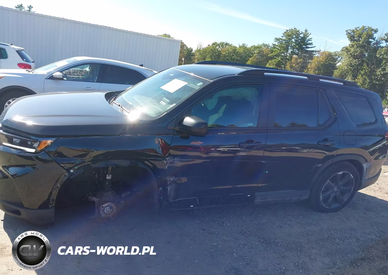 2025 Honda Pilot Sport VIN:5FNYG1H31SB155793 - 6