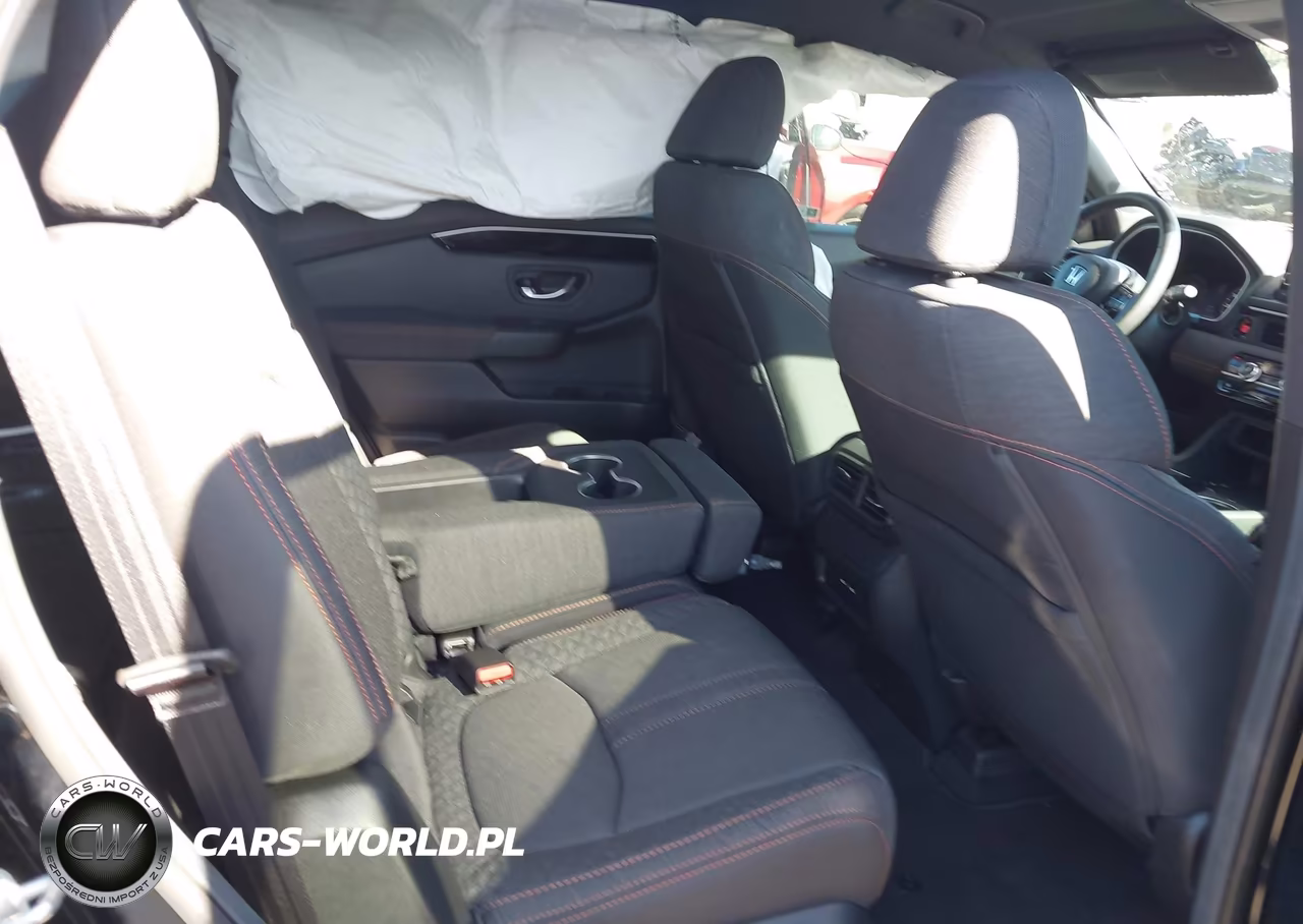 2025 Honda Pilot Sport VIN:5FNYG1H31SB155793 - 8