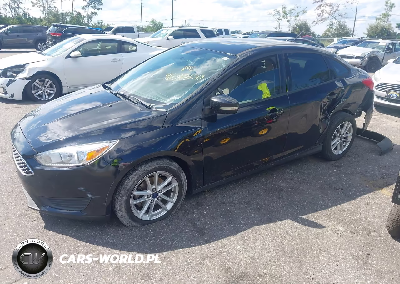2016 Ford Focus Se VIN:1FADP3F2XGL207100 - 2