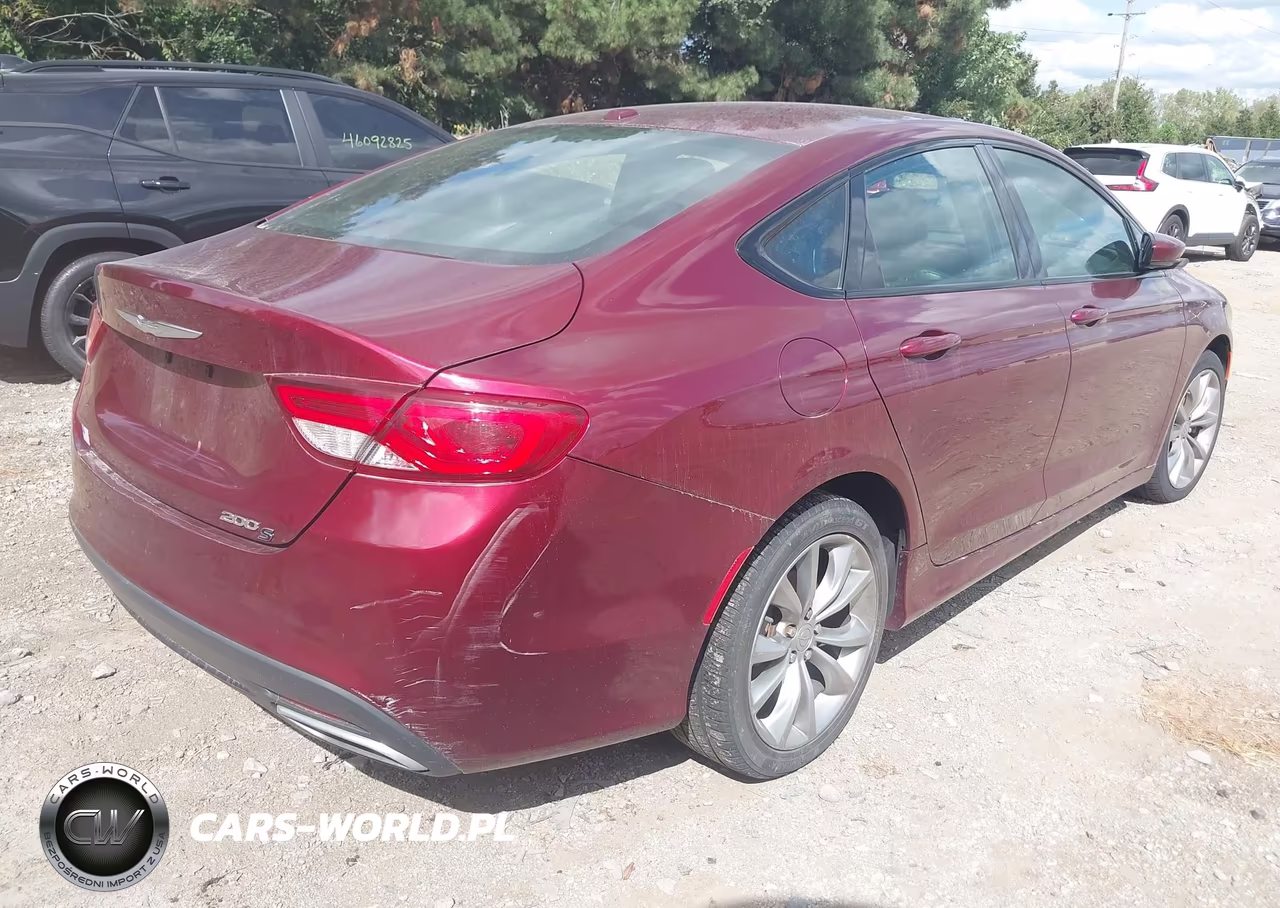2015 Chrysler 200 S VIN:1C3CCCBG3FN518152 - 4