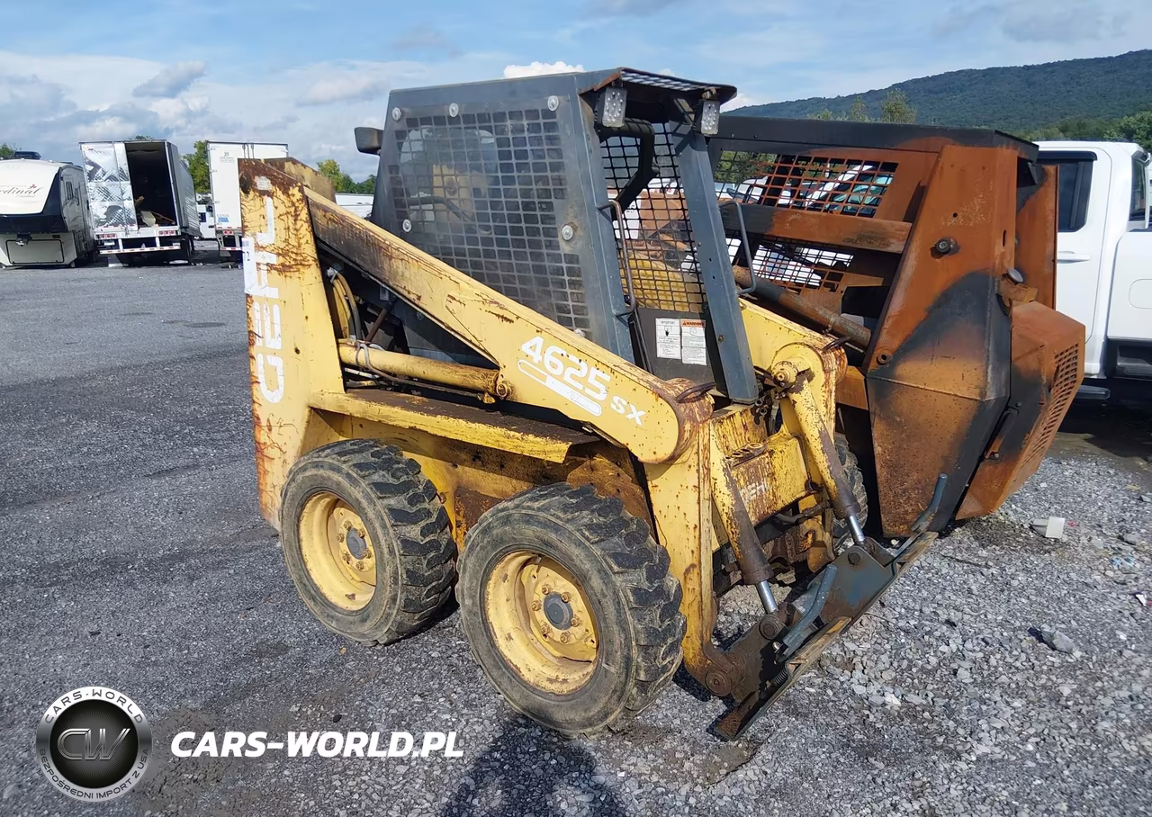 1999 Gehl 4625 Skid Steer
