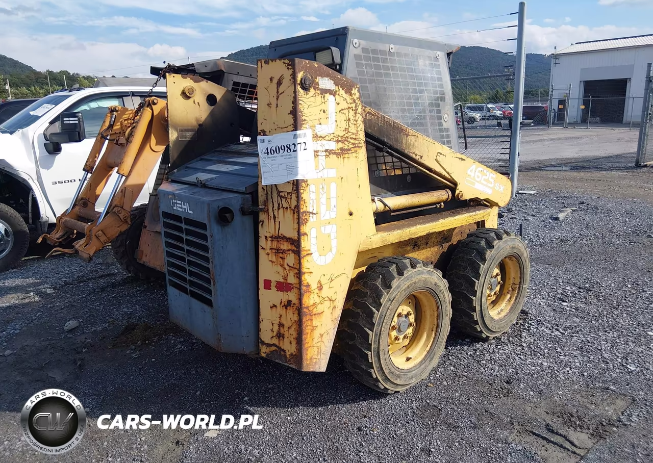 1999 Gehl 4625 Skid Steer VIN:21123 - 4