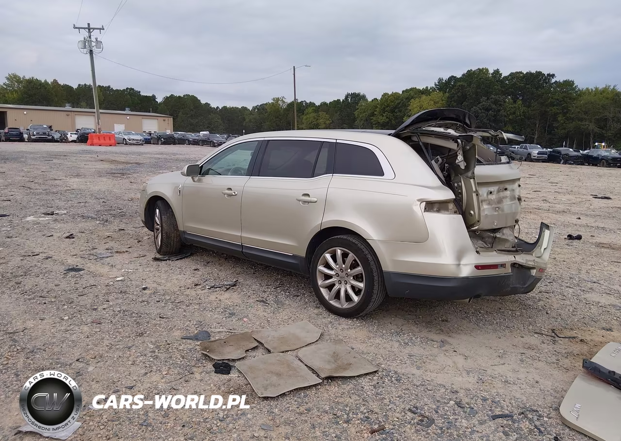 2010 Lincoln Mkt VIN:2LMHJ5FR1ABJ20232 - 3