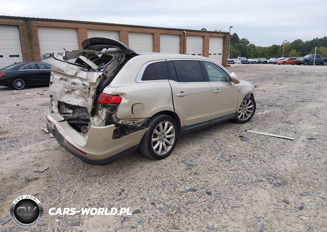 2010 Lincoln Mkt VIN:2LMHJ5FR1ABJ20232 - 4