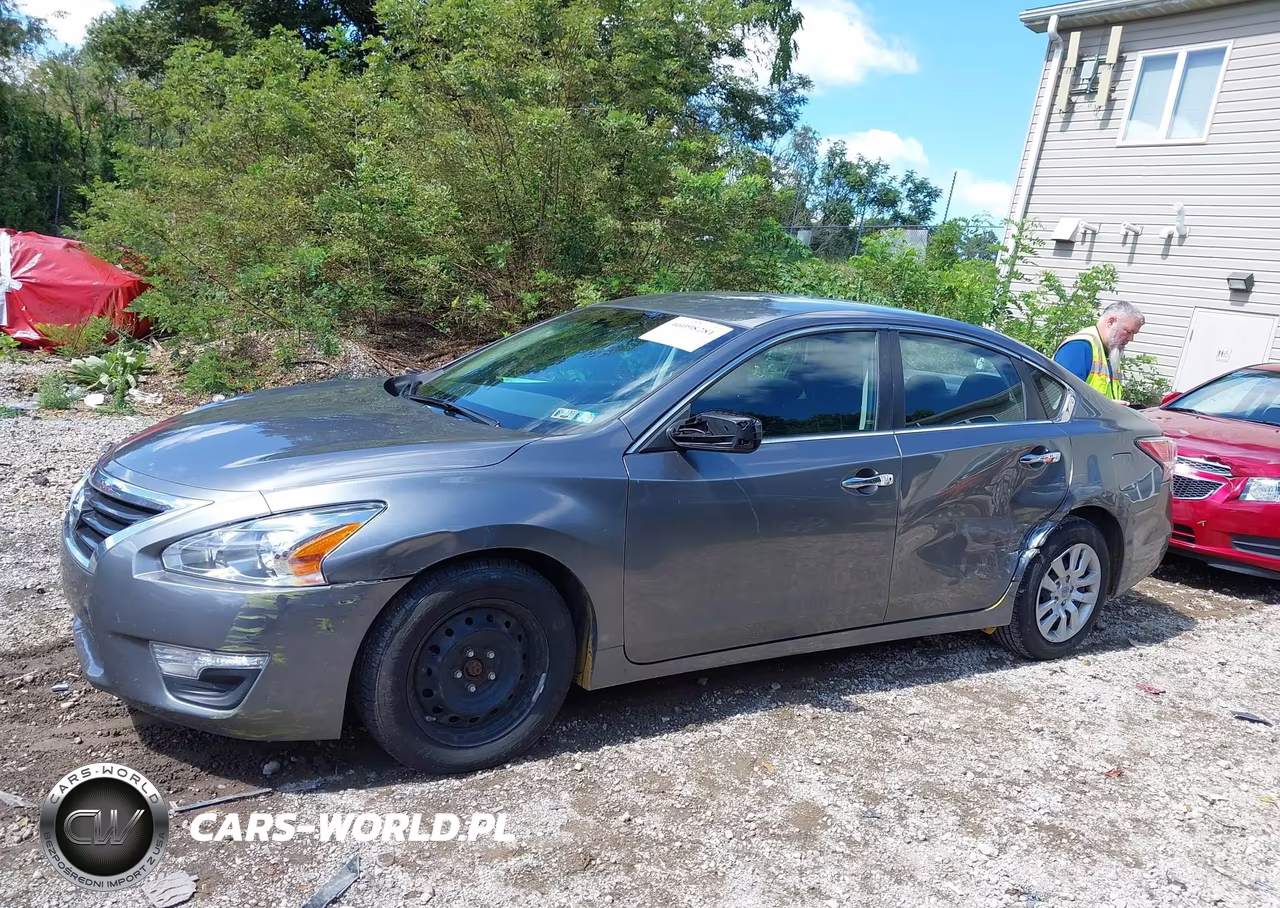 2014 Nissan Altima 2.5 S VIN:1N4AL3AP8EC428161 - 14