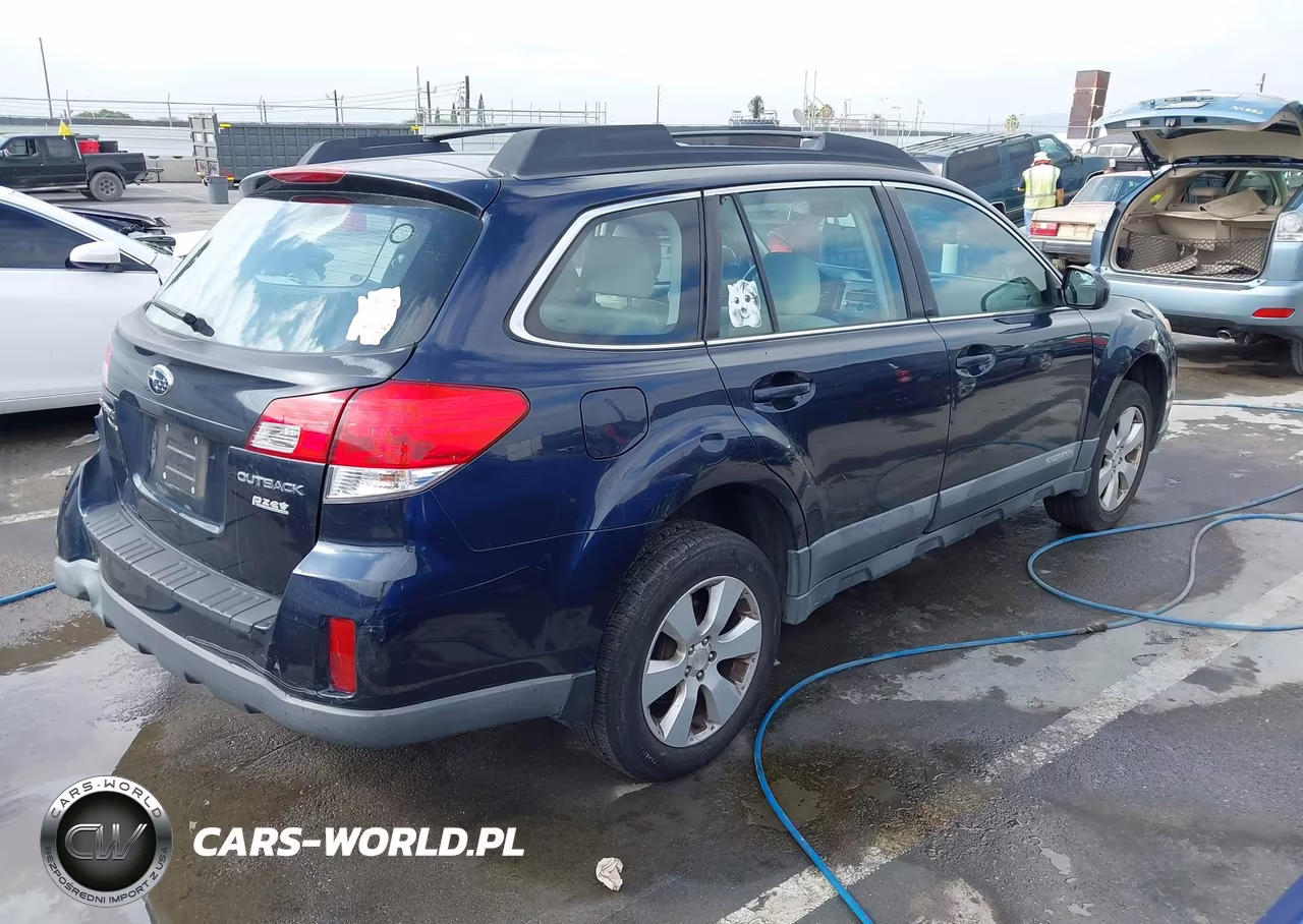 2012 Subaru Outback 2.5I VIN:4S4BRBACXC3292788 - 4