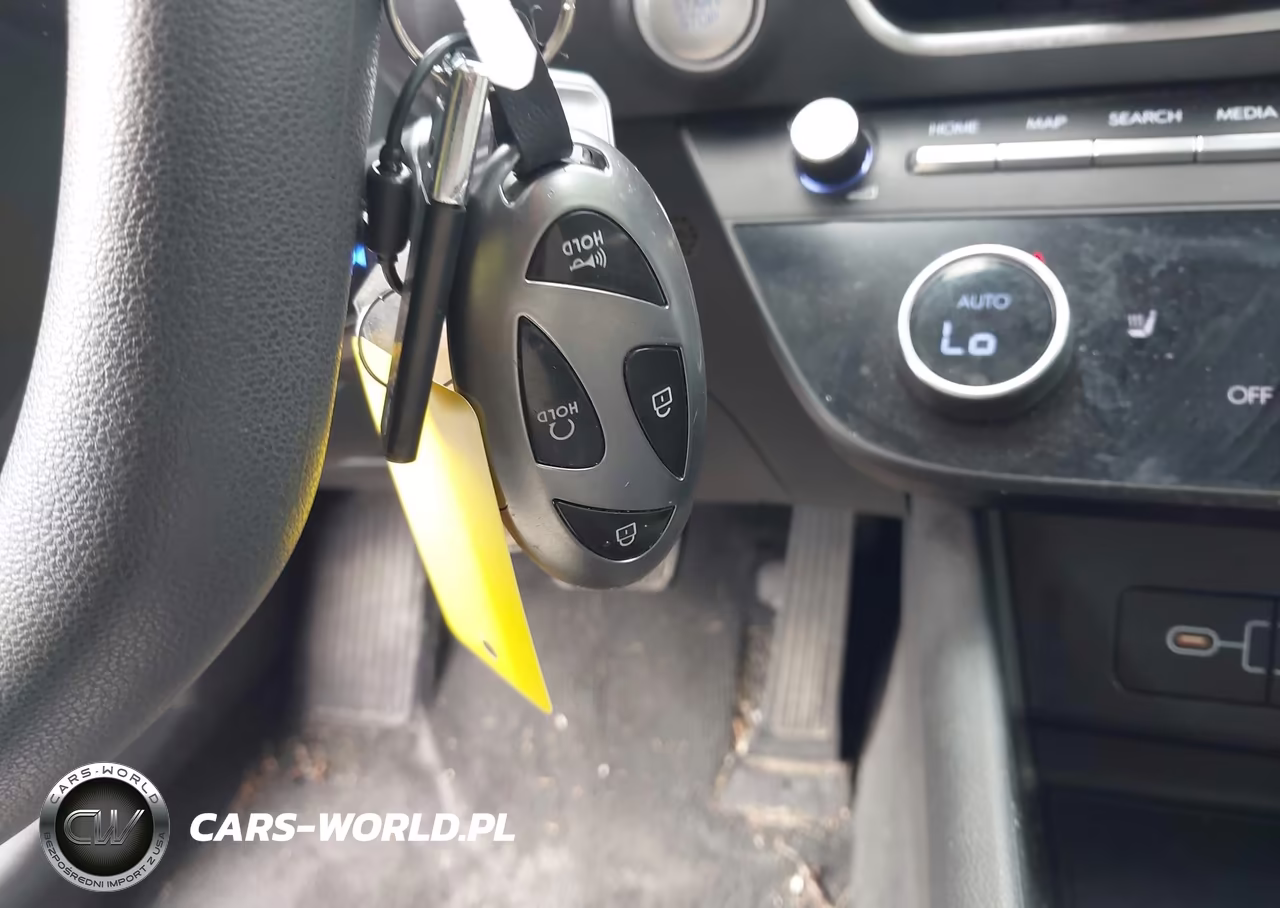 2025 Hyundai Elantra Sel Convenience VIN:KMHLS4DGXSU985856 - 11