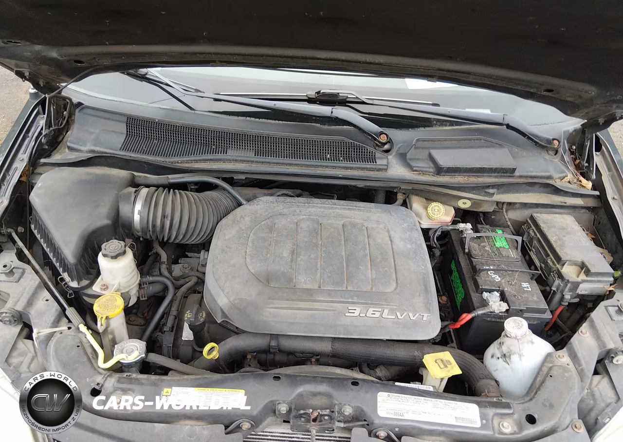 2012 Chrysler Town & Country Touring VIN:2C4RC1BG3CR276083 - 10