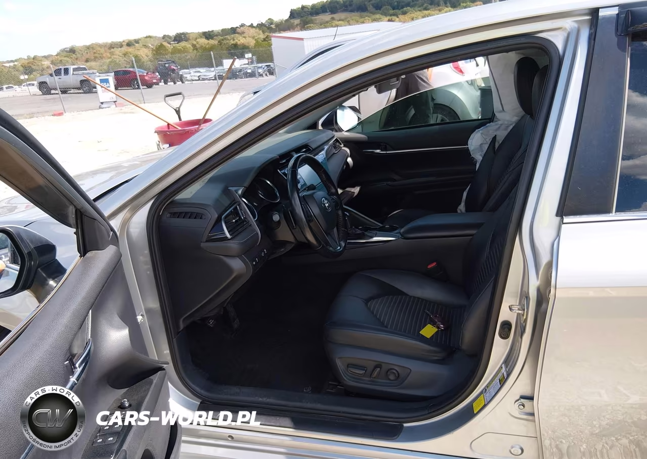 2019 Toyota Camry Se VIN:4T1B11HK4KU803841 - 5