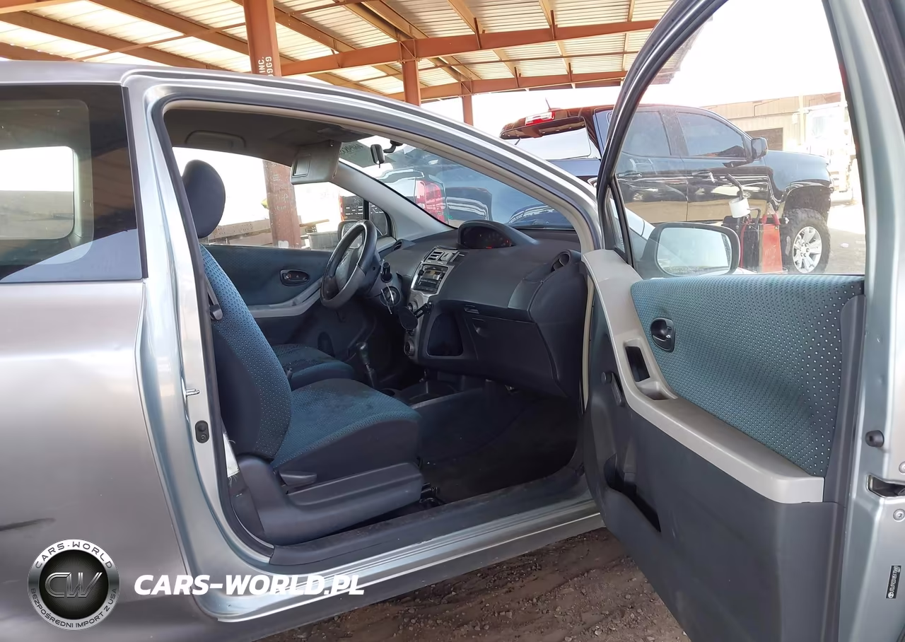 2008 Toyota Yaris VIN:JTDJT923185170681 - 5