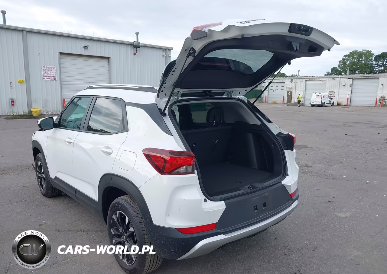 2023 Chevrolet Trailblazer Awd Lt VIN:KL79MRSL8PB156595 - 3