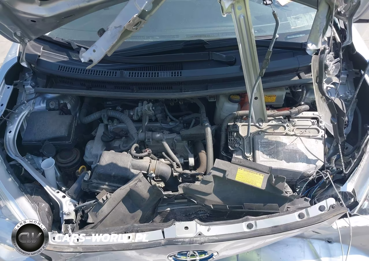 2012 Toyota Prius C One VIN:JTDKDTB33C1015614 - 10