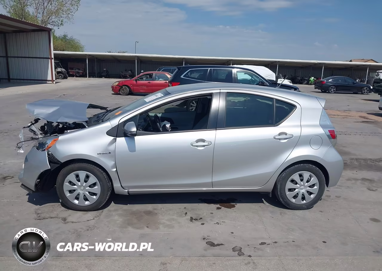 2012 Toyota Prius C One VIN:JTDKDTB33C1015614 - 14