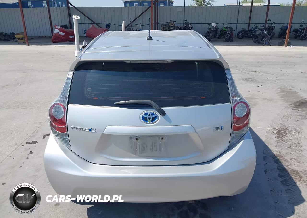 2012 Toyota Prius C One VIN:JTDKDTB33C1015614 - 16