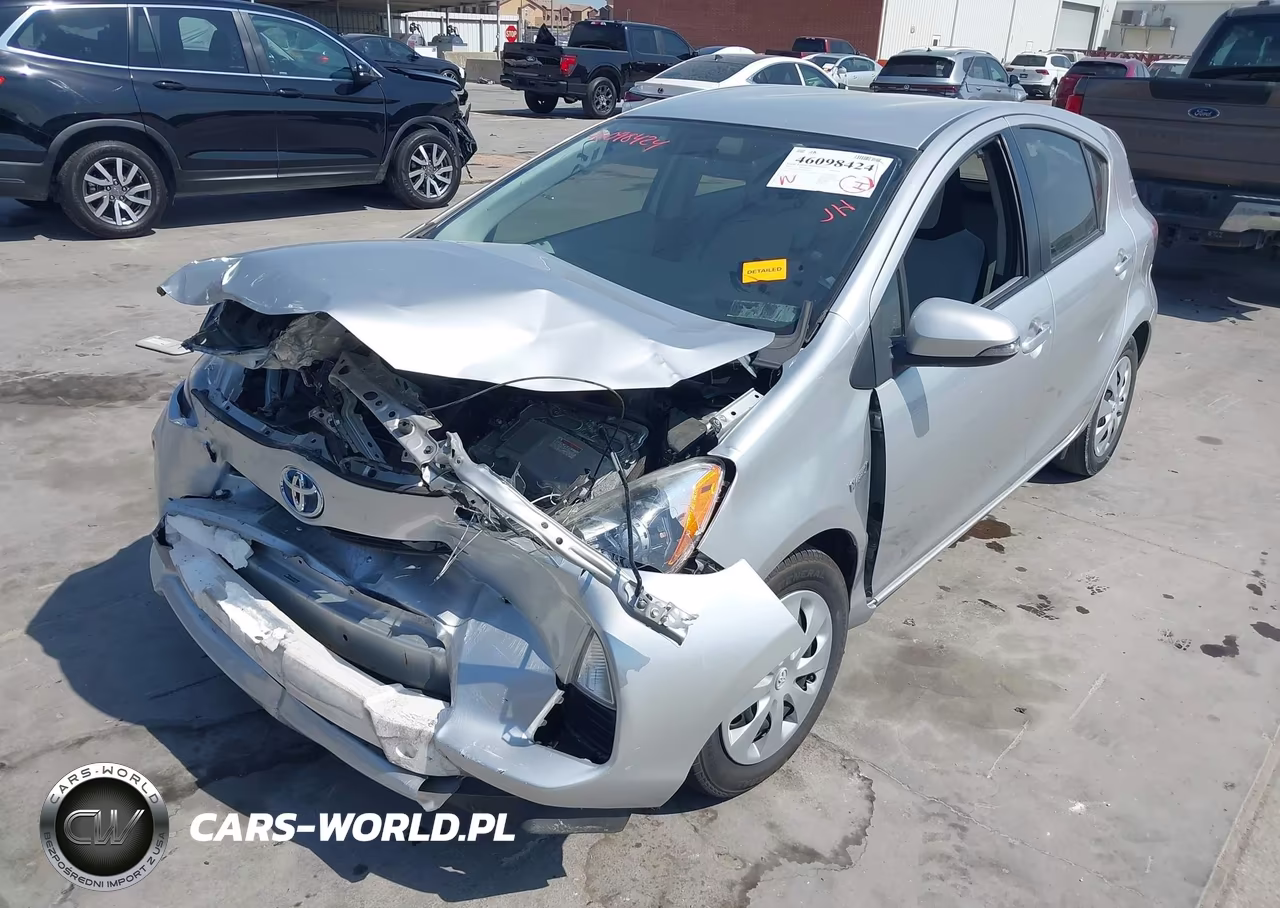 2012 Toyota Prius C One VIN:JTDKDTB33C1015614 - 2