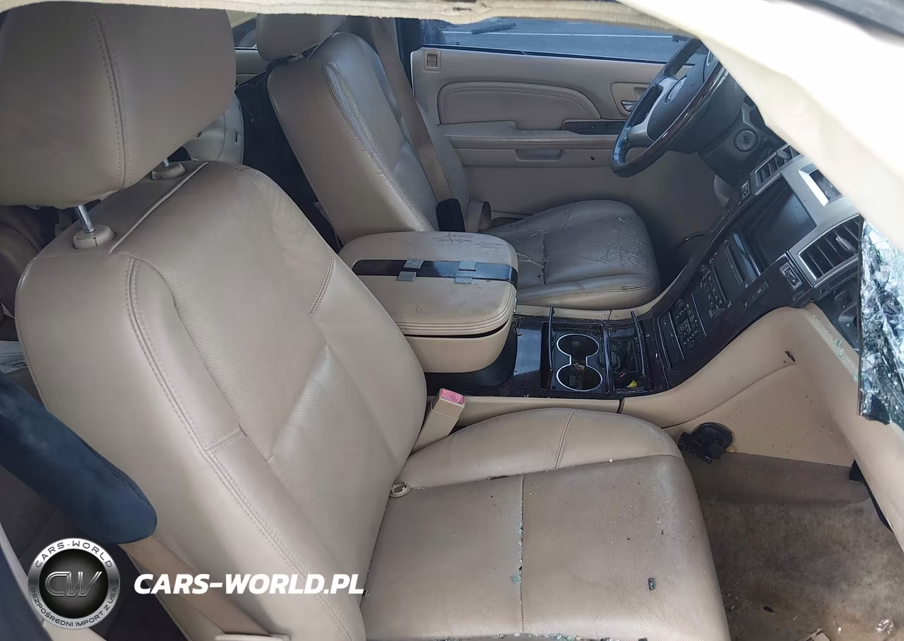 2009 Cadillac Escalade Standard VIN:1GYFC23289R194130 - 5
