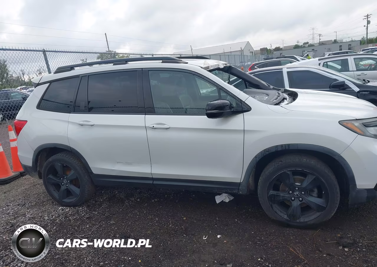 2019 Honda Passport Elite VIN:5FNYF8H09KB028260 - 14