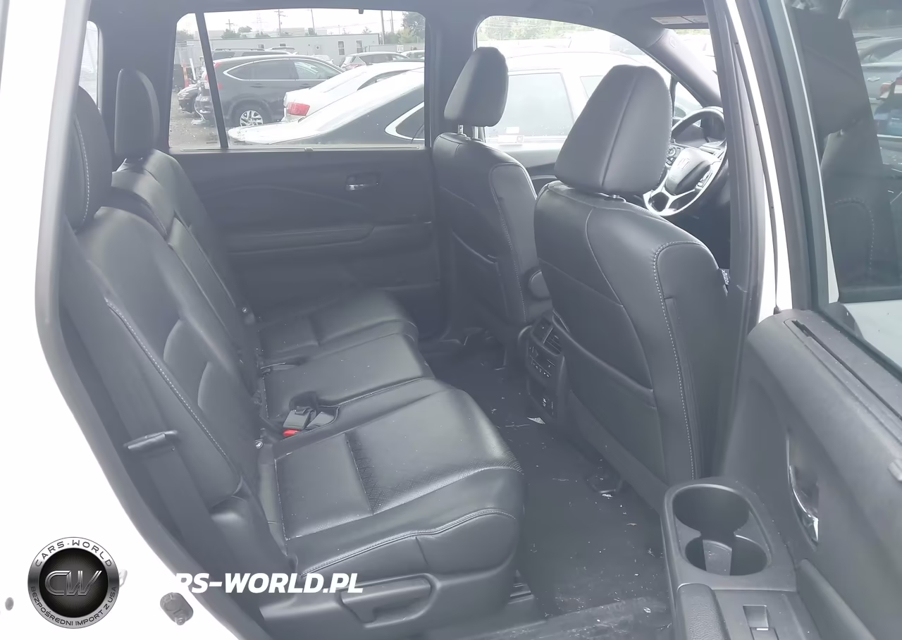 2019 Honda Passport Elite VIN:5FNYF8H09KB028260 - 8