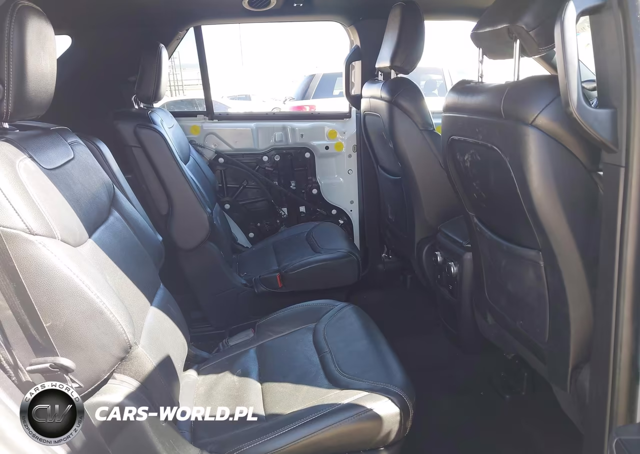 2020 Ford Explorer St VIN:1FM5K8GC9LGA54290 - 8