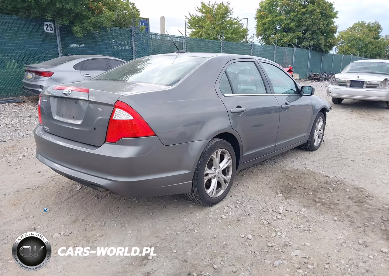 2012 Ford Fusion Se VIN:3FAHP0HA2CR314514 - 4