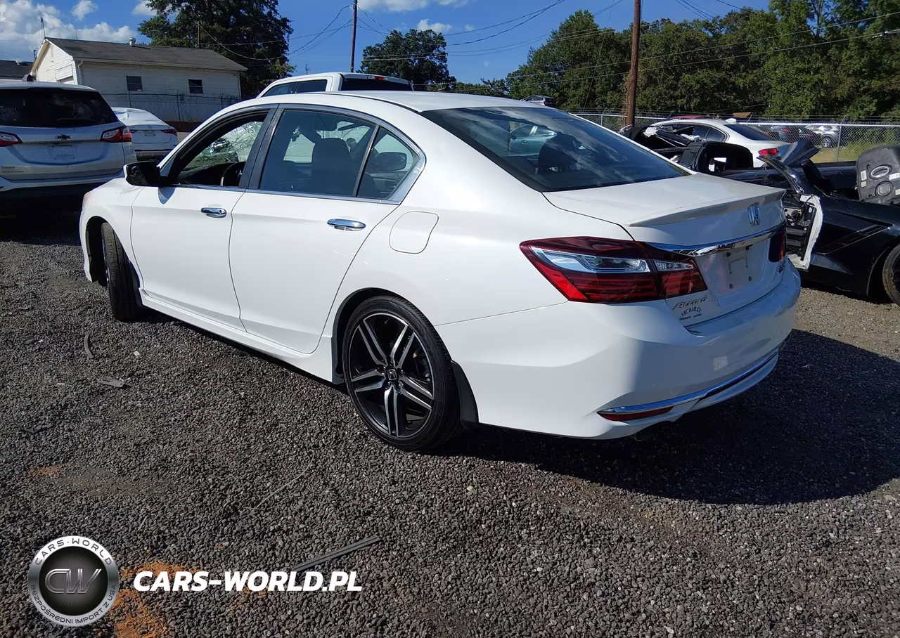 2017 Honda Accord Sport Se VIN:1HGCR2F10HA088506 - 3