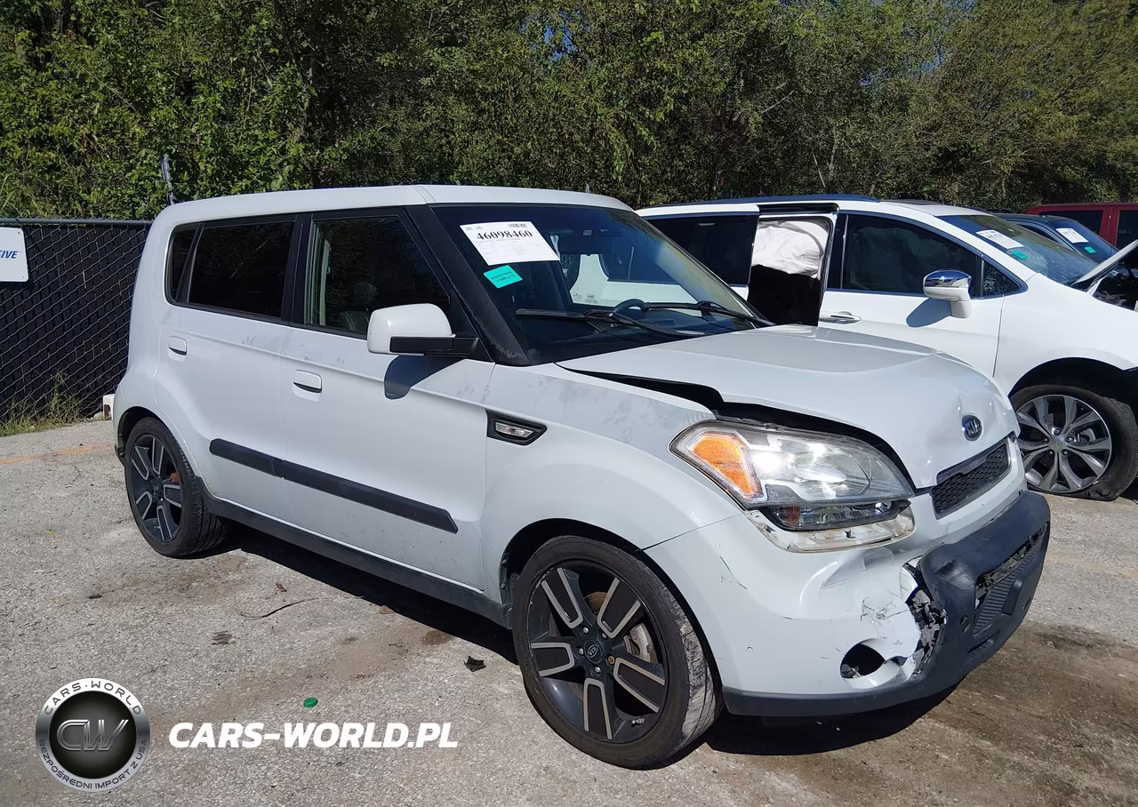 2010 Kia Soul + VIN:KNDJT2A21A7175521 - 1