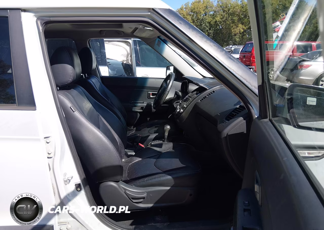 2010 Kia Soul + VIN:KNDJT2A21A7175521 - 5