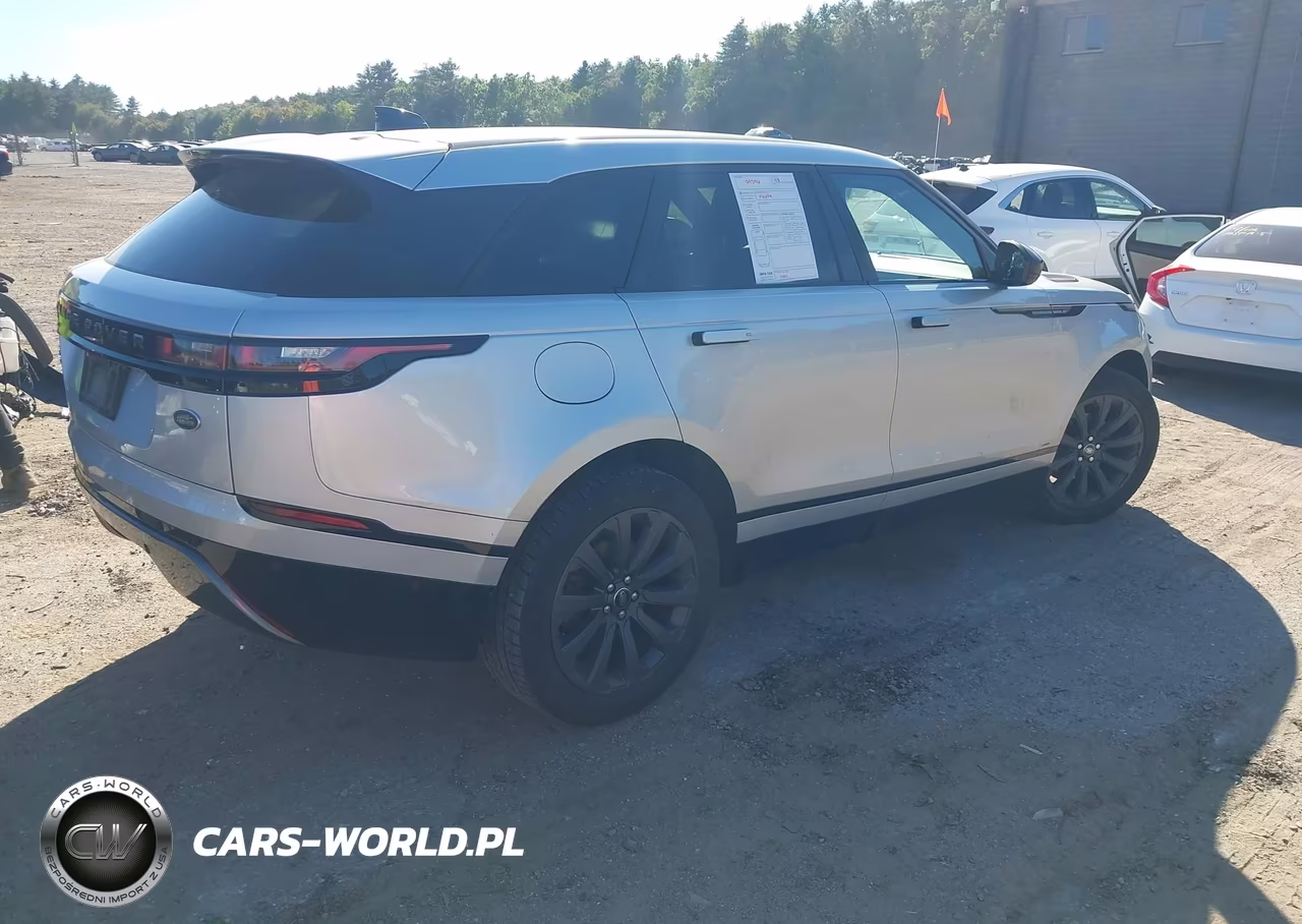 2018 Land Rover Range Rover Velar P250 Se R-Dynamic VIN:SALYL2RX3JA735971 - 4