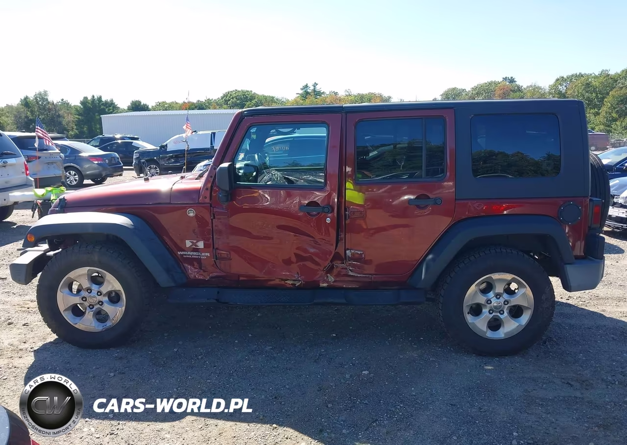 2008 Jeep Wrangler Unlimited X VIN:1J4GA39128L624492 - 14