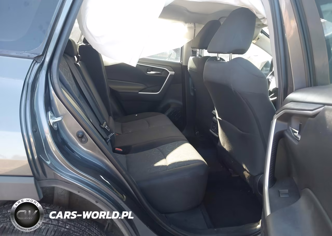 2021 Toyota Rav4 Xle VIN:2T3P1RFV3MC157950 - 8