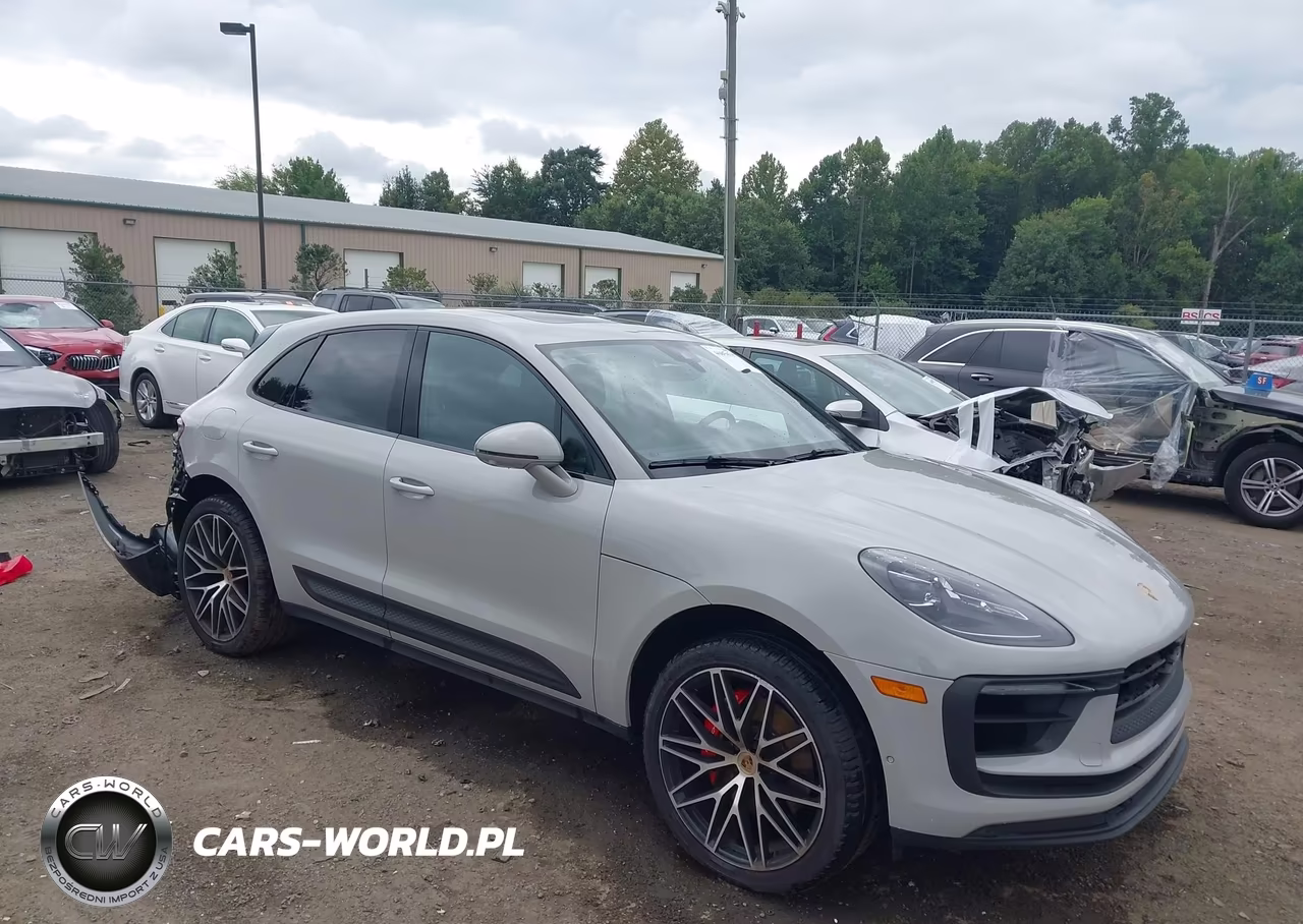 2023 Porsche Macan S VIN:WP1AG2A50PLB35153 - 1