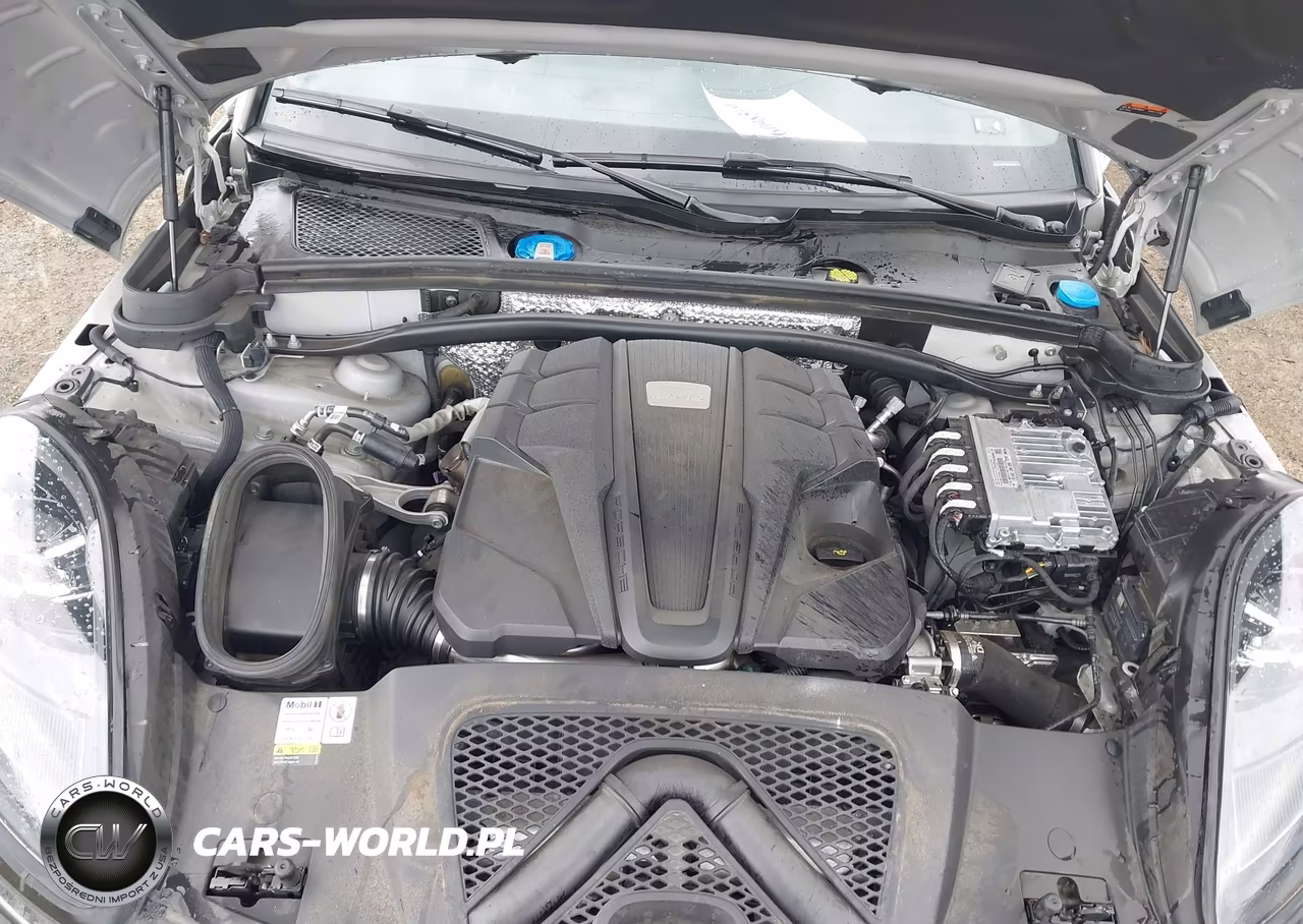 2023 Porsche Macan S VIN:WP1AG2A50PLB35153 - 10