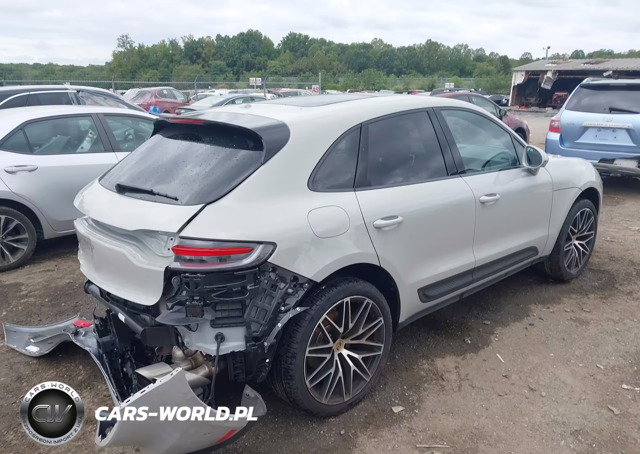 2023 Porsche Macan S VIN:WP1AG2A50PLB35153 - 4