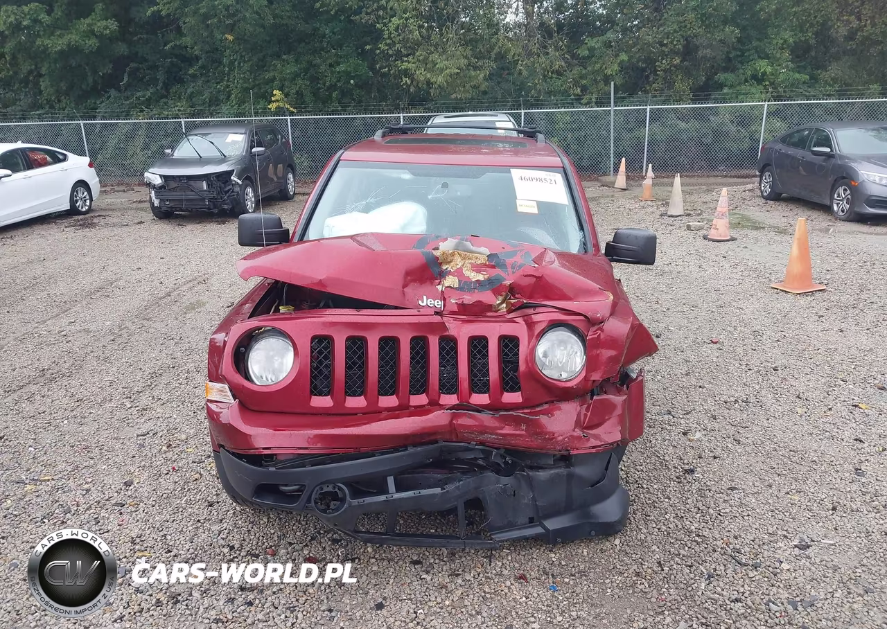 2013 Jeep Patriot Latitude VIN:1C4NJRFBXDD227968 - 12