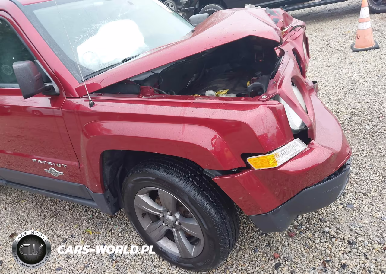 2013 Jeep Patriot Latitude VIN:1C4NJRFBXDD227968 - 18