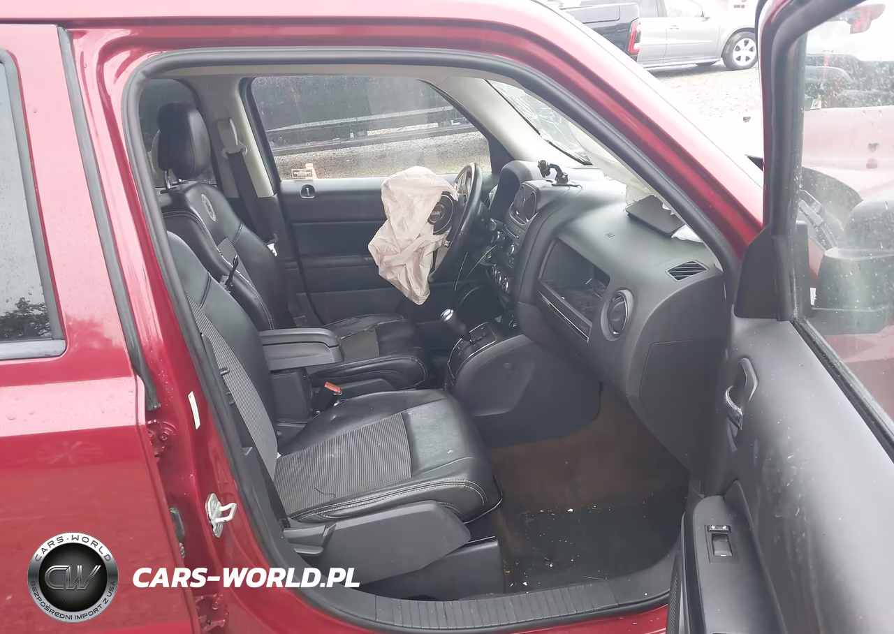 2013 Jeep Patriot Latitude VIN:1C4NJRFBXDD227968 - 5
