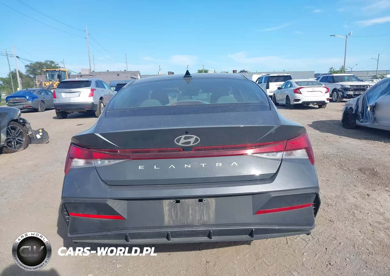 2024 Hyundai Elantra Se VIN:KMHLL4DG2RU832606 - 16