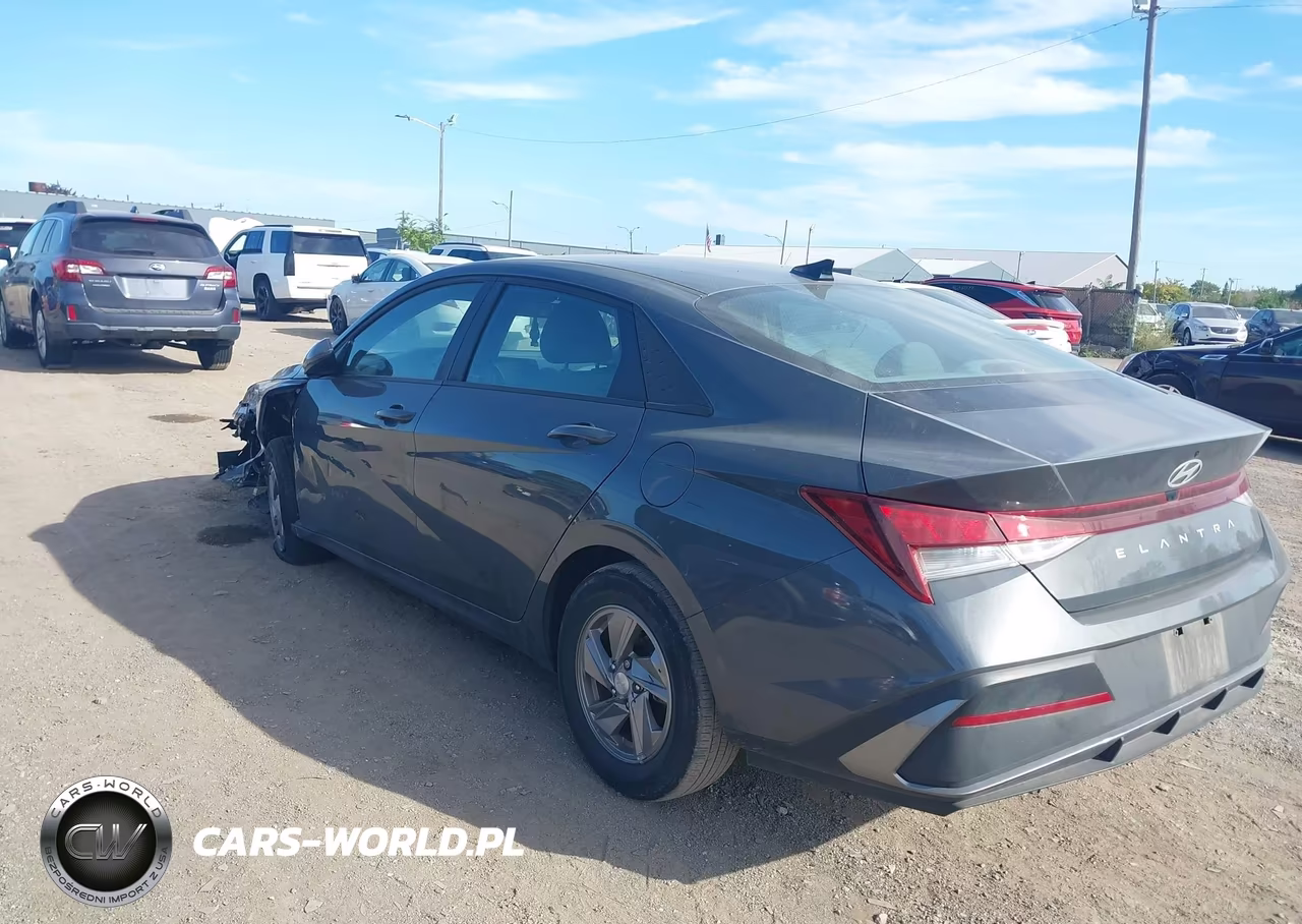 2024 Hyundai Elantra Se VIN:KMHLL4DG2RU832606 - 3