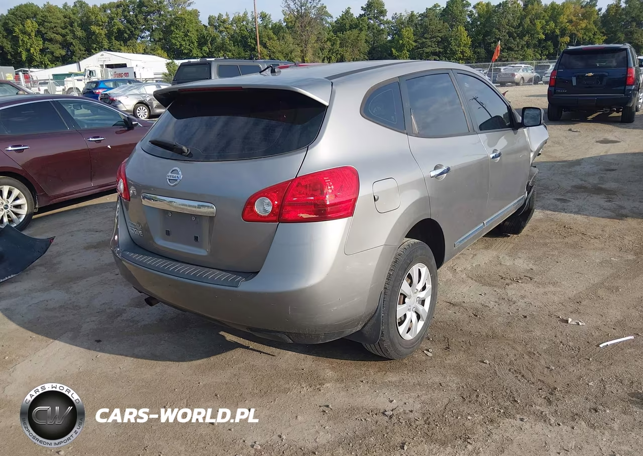 2011 Nissan Rogue S VIN:JN8AS5MT2BW187469 - 4