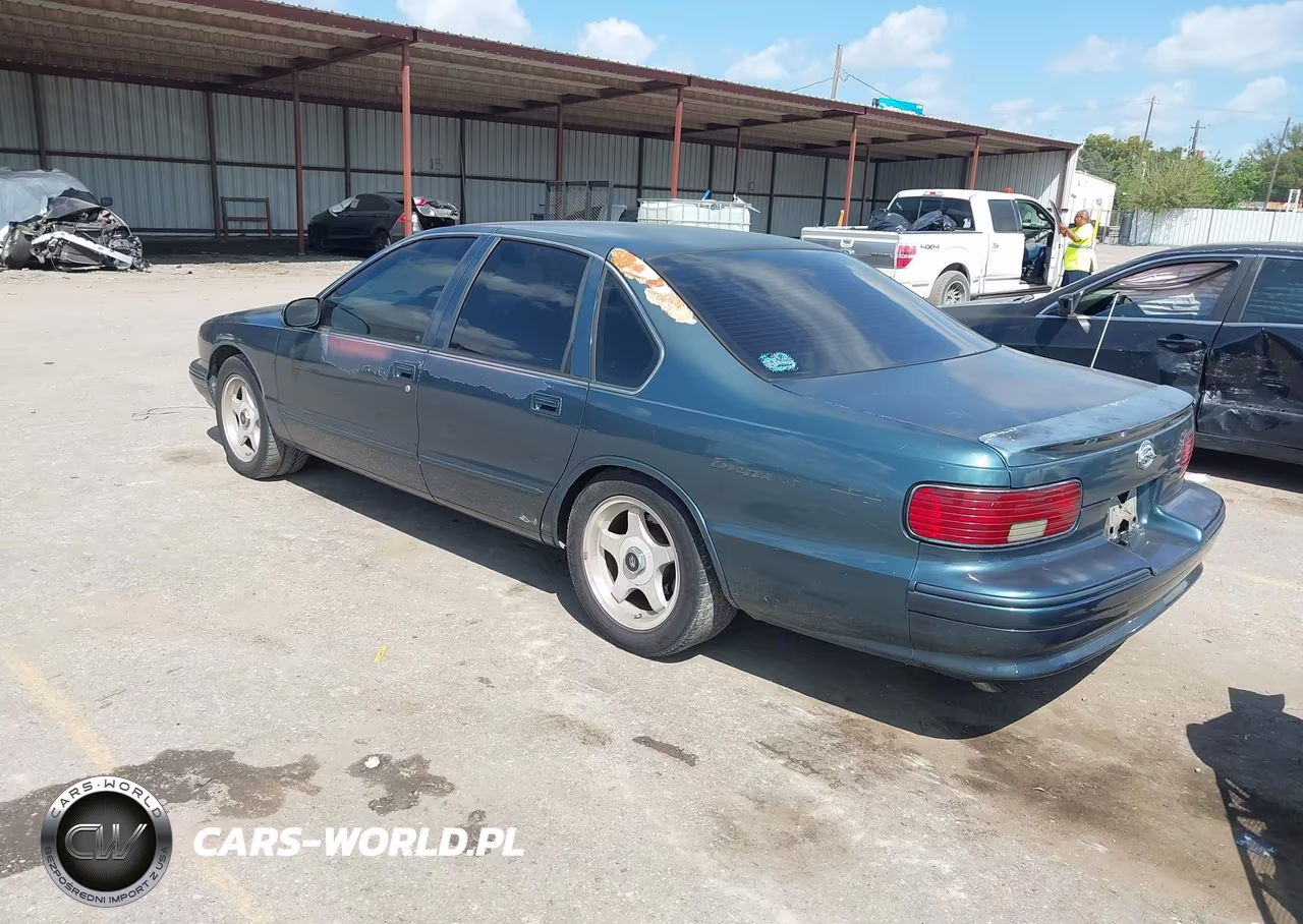 1995 Chevrolet Caprice - Impala Classic Ss VIN:1G1BL52P0SR146123 - 3