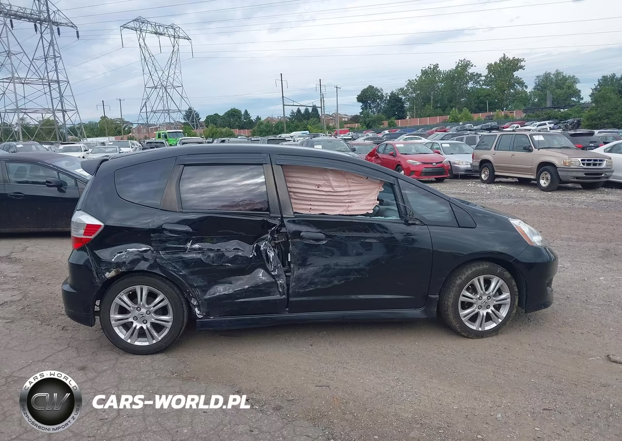 2009 Honda Fit Sport VIN:JHMGE87409S056723 - 13