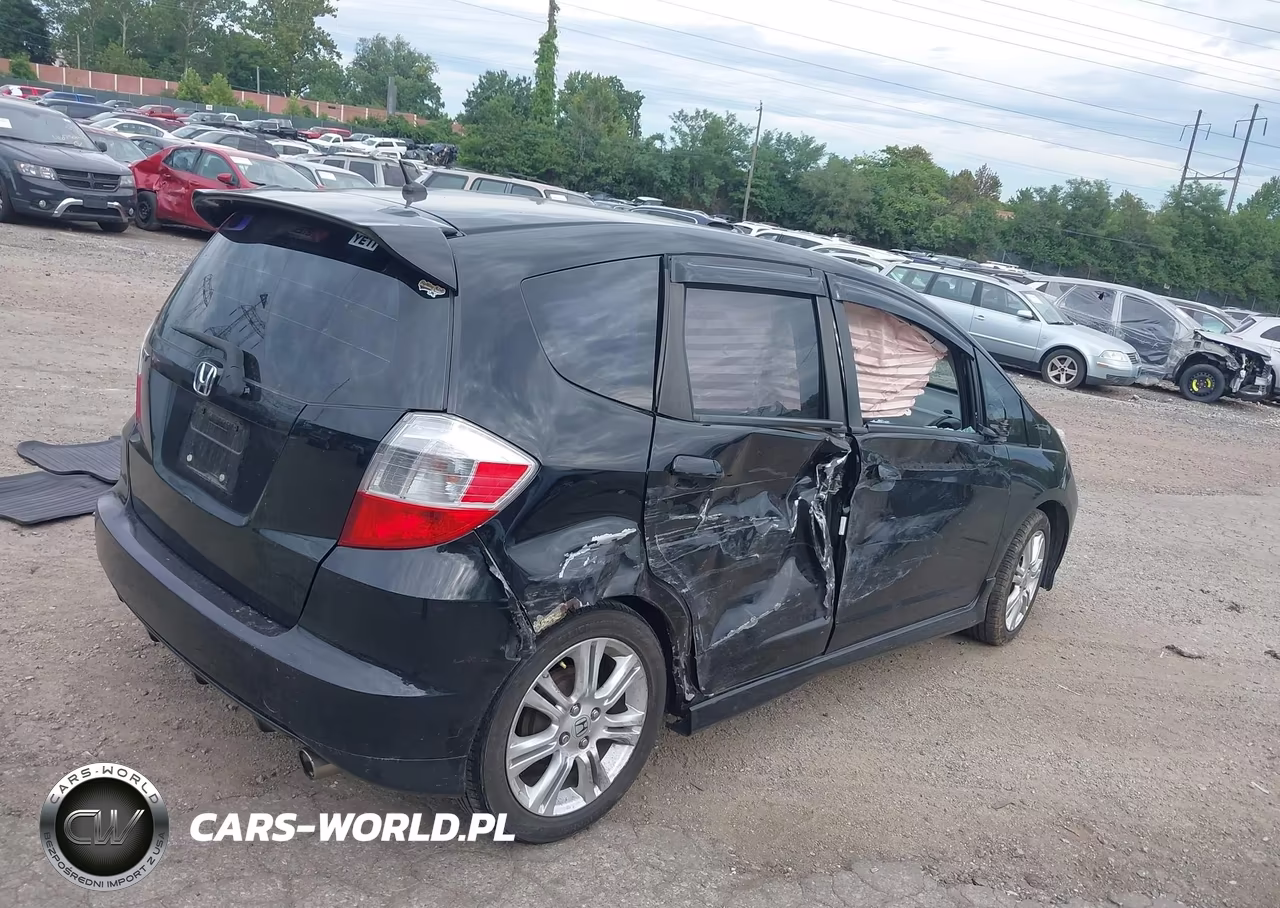 2009 Honda Fit Sport VIN:JHMGE87409S056723 - 4