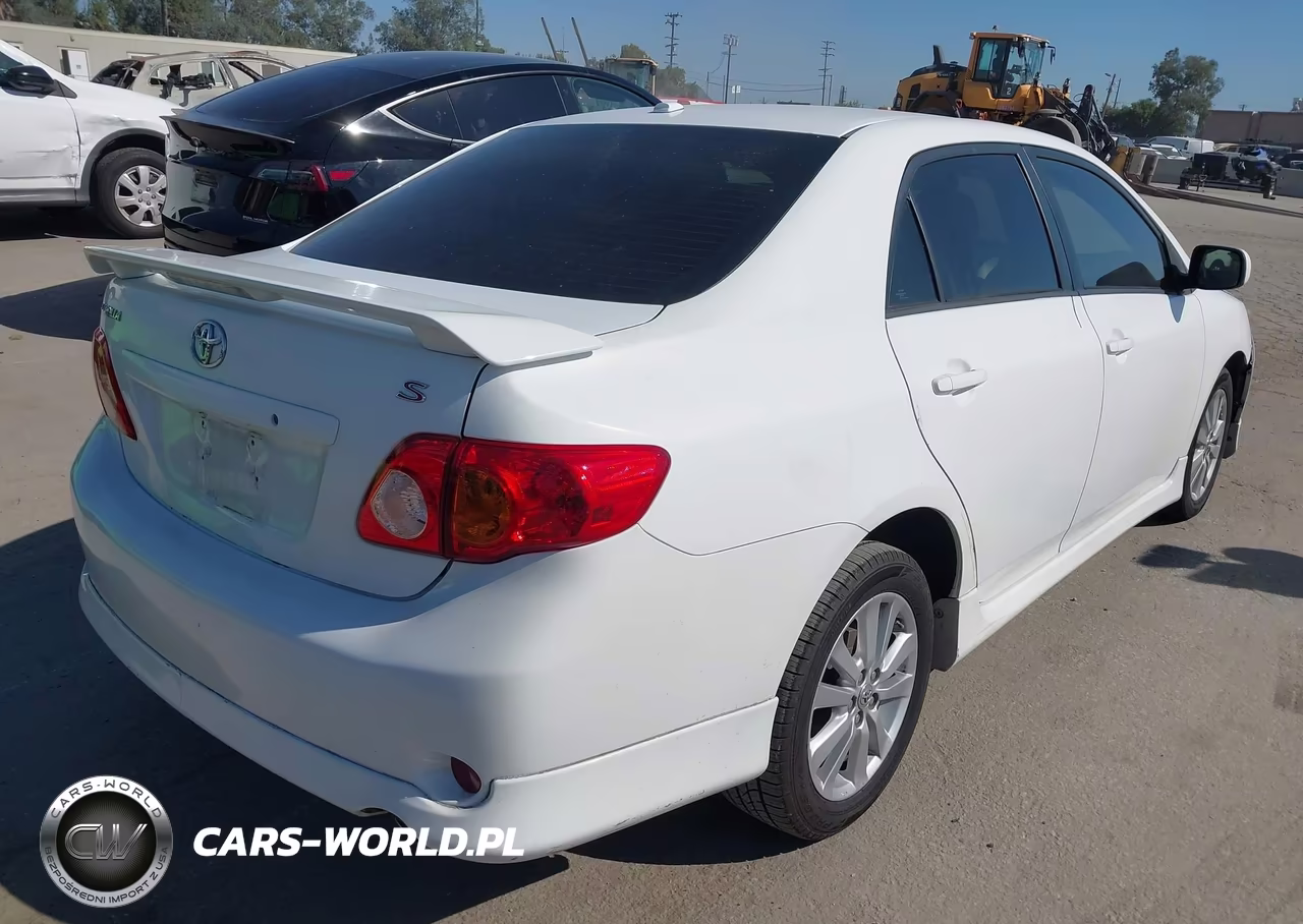 2010 Toyota Corolla S VIN:2T1BU4EE1AC438333 - 4